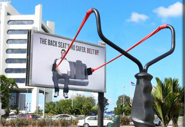 Referencia creativa original de publicidad exterior